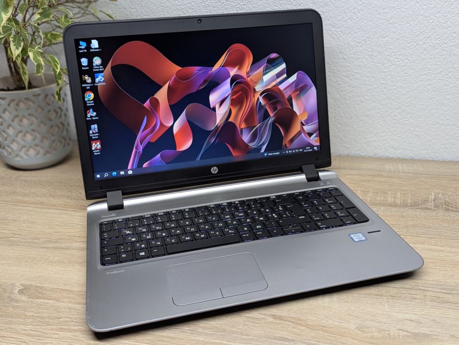 Уцінка! Ноутбук Б/В HP ProBook 450 G3, Intel Core i5-6200U, DDR3 8 GB, SSD 128GB, 15.6" Full HD [ProductHub SKU HP634]