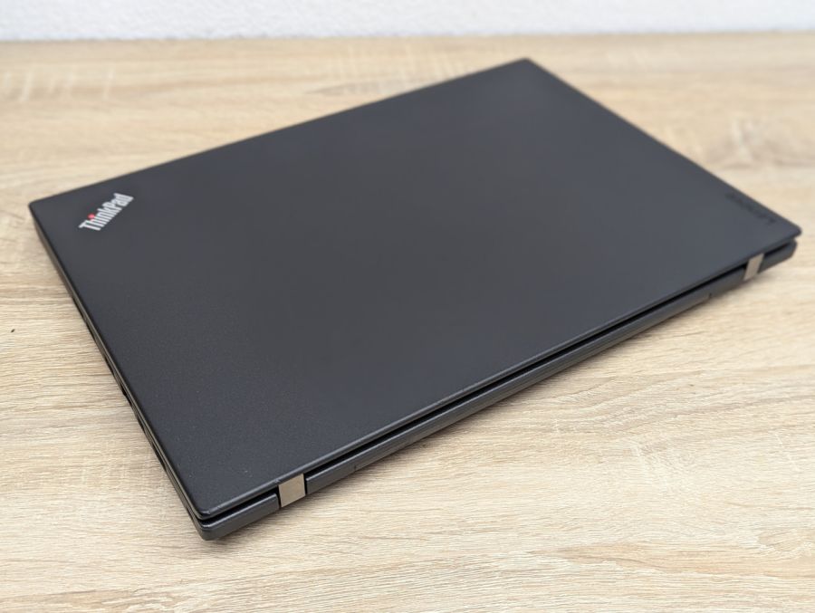 Ноутбук Б/В Lenovo ThinkPad T470P, Intel Core i5-7300HQ, DDR4 8GB, SSD 128GB, 14" Full HD [ProductHub SKU L330]