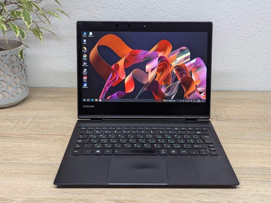 Ноутбук Б/В Toshiba Portege X20W-D, Intel Core i5-7300U, DDR3 16GB, SSD 256GB, 12.5" Full HD Сенсор [ProductHub SKU T168]