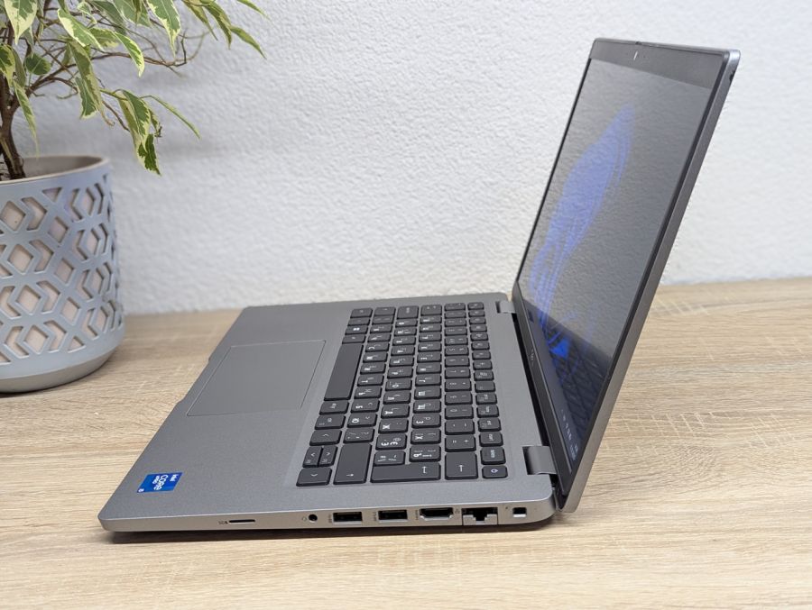 Уцінка! Ноутбук Б/В Dell Latitude 5420, Intel Core i5-1145G7, DDR4 16 GB, SSD 256GB, 14" Full HD [ProductHub SKU Dell398]