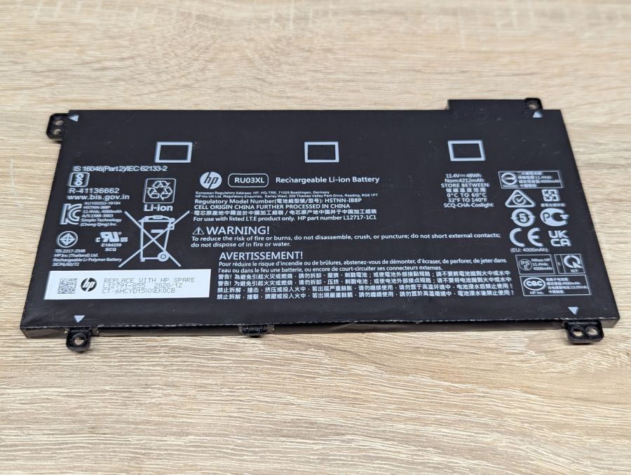 Оригінальна акумуляторна батарея HP RU03XL Б/В