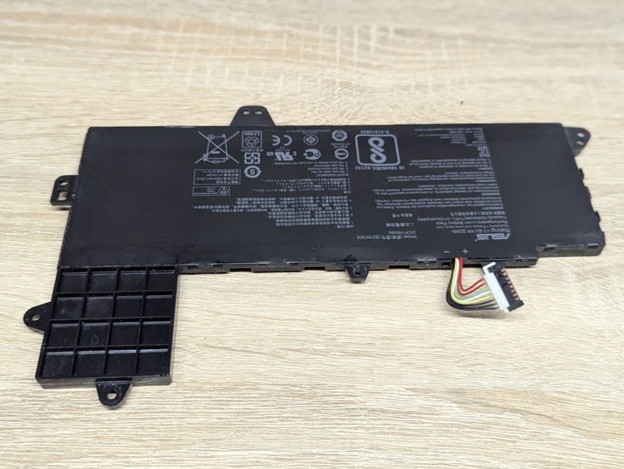 Оригінальна акумуляторна батарея Asus B21N1505 Б/В