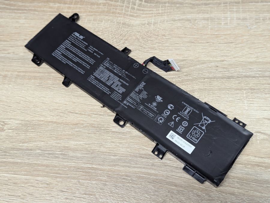 Б/В Оригінальна акумуляторна батарея Asus C41N1906-1 [ProductHub SKU N1906-1]