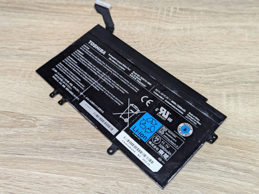 Оригінальна акумуляторна батарея Toshiba PA5073U-1BRS Б/В