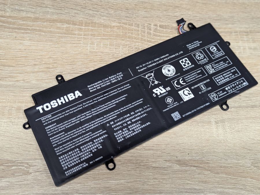 Б/В Оригінальна акумуляторна батарея Toshiba PA5136U-1BRS [ProductHub SKU PA5136U]