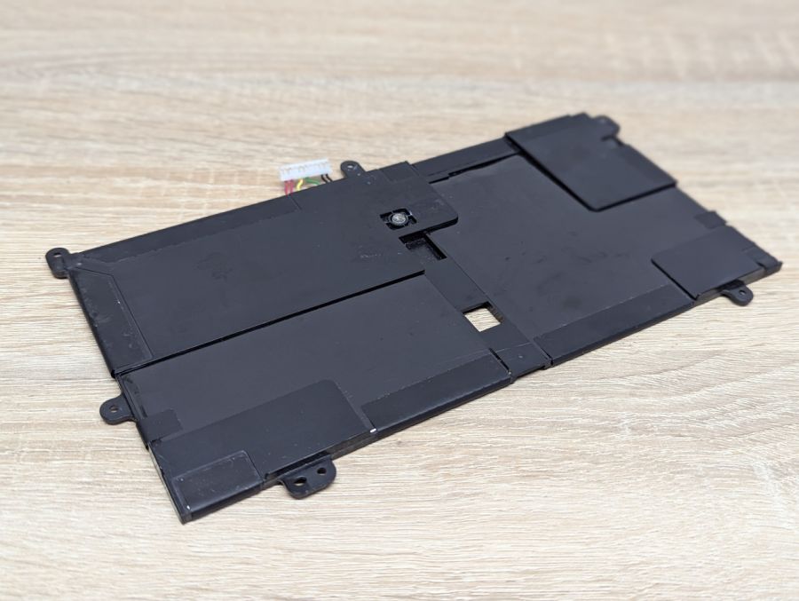 Оригінальна акумуляторна батарея HP DA02XL Б/В