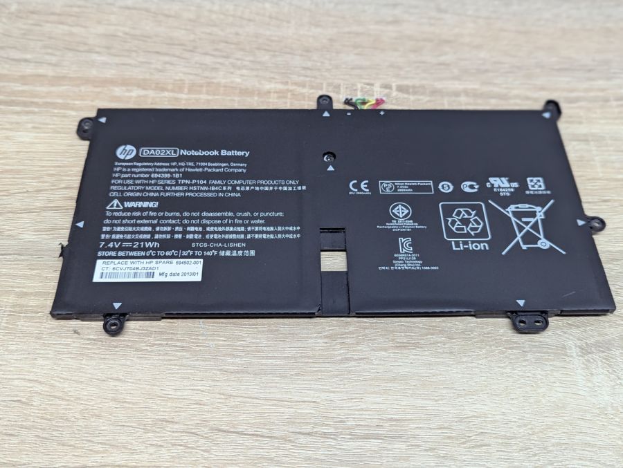 Оригінальна акумуляторна батарея HP DA02XL Б/В