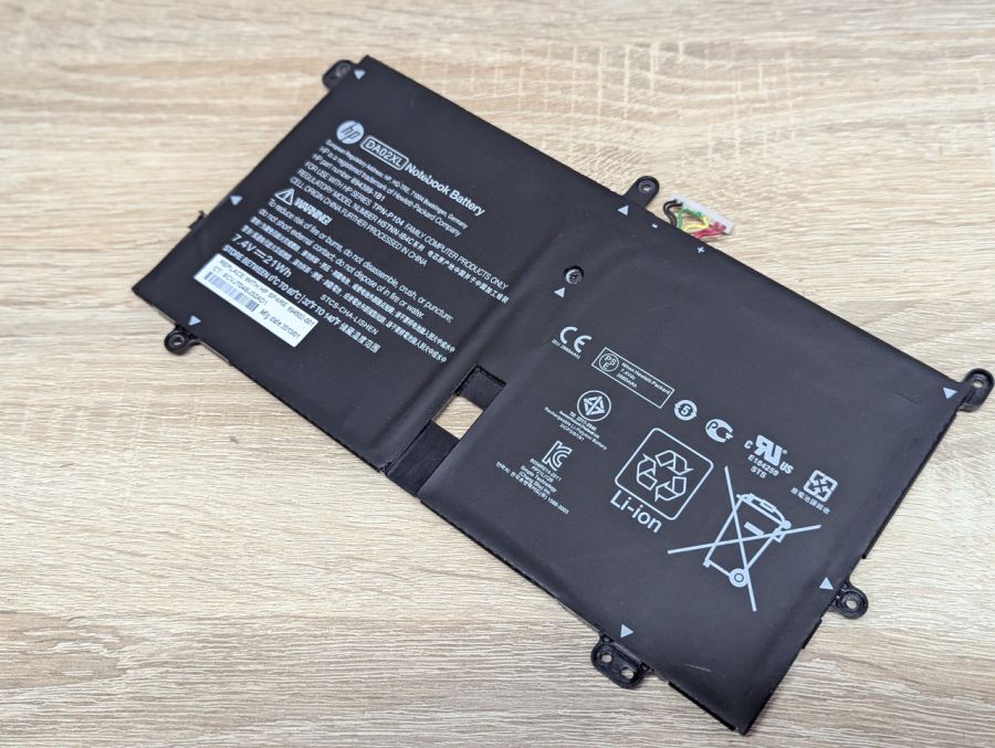 Оригінальна акумуляторна батарея HP DA02XL Б/В