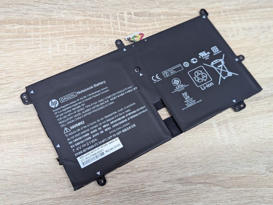 Оригінальна акумуляторна батарея HP DA02XL Б/В
