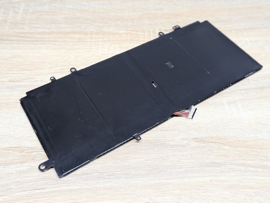 Оригінальна акумуляторна батарея HP A2304KL Б/В