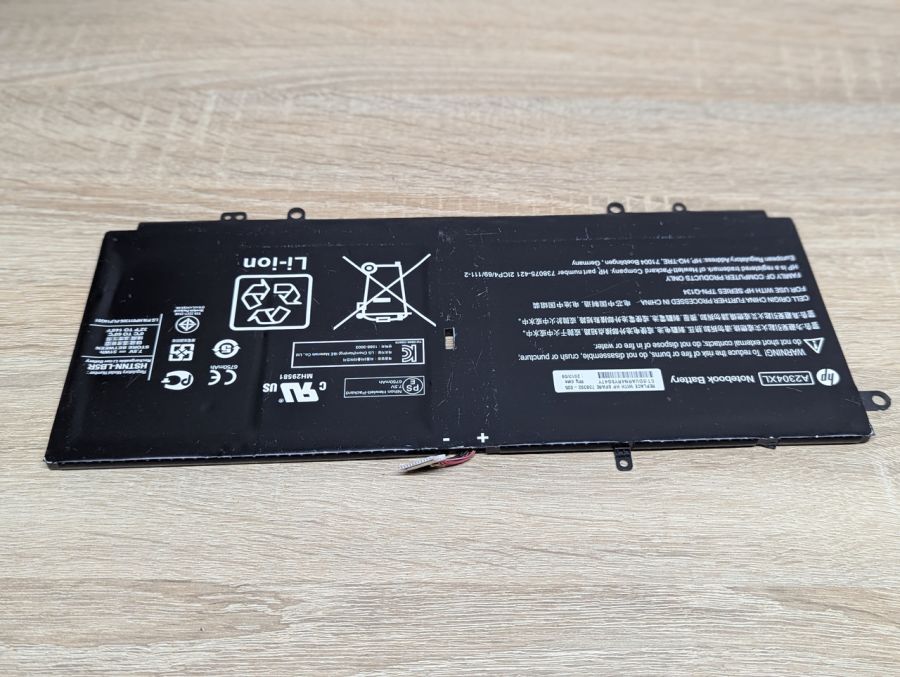 Оригінальна акумуляторна батарея HP A2304KL Б/В