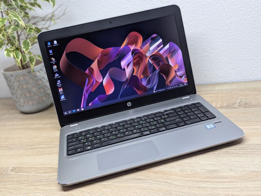 Уцінка! Ноутбук Б/В HP ProBook 450 G4, Intel Core i5-7200U, DDR4 8 GB, SSD 128GB, 15.6" Full HD [ProductHub SKU HP675]