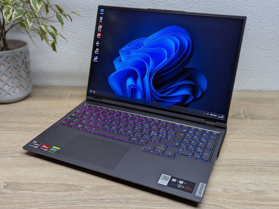 Ноутбук Б/В Lenovo Legion 5 Pro 16ARH7H, AMD Ryzen 7 6800H, DDR5, SSD 1TB, NVIDIA GeForce RTX 3060, 15.6" Full HD [ProductHub SKU L350]