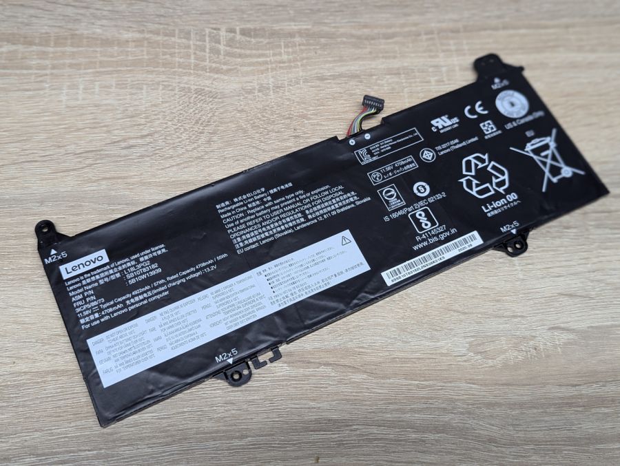 Б/В Оригінальний акумулятор Lenovo L18L3PG2
