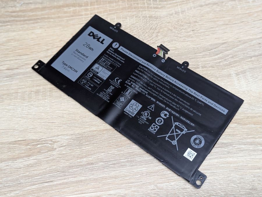 Оригінальна акумуляторна батарея Dell 1MCXM Б/В