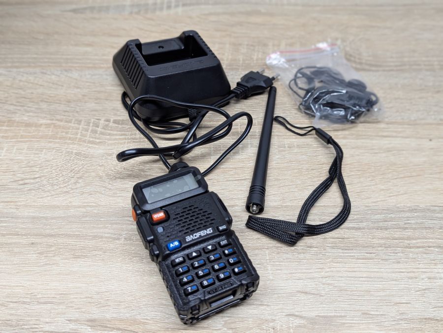 Новий Радіостанція Baofeng GT-5R Pro [ProductHub SKU GT-5RPro]
