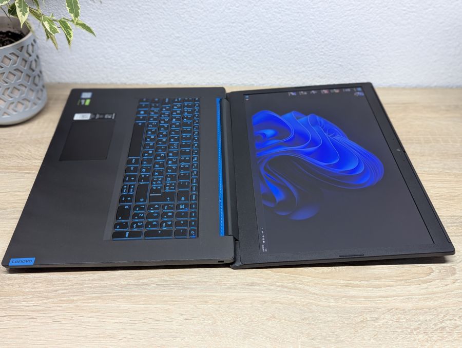 Ноутбук Б/В Lenovo IdeaPad L340-17IRH, Intel Core i7-9750H, DDR4 16 GB, SSD 128GB + SSD 1TB, NVIDIA GeForce GTX 1050 3Gb, 15" Full HD [ProductHub SKU L359]