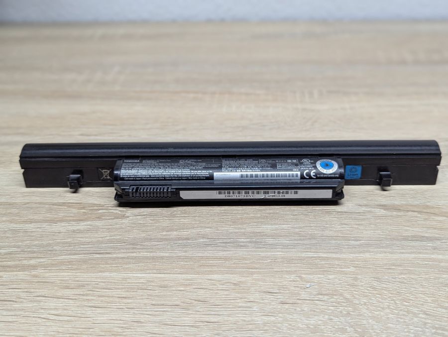 Б/В Акумуляторна батарея Toshiba PA3905U-1BRS [ProductHub SKU PA3905U]