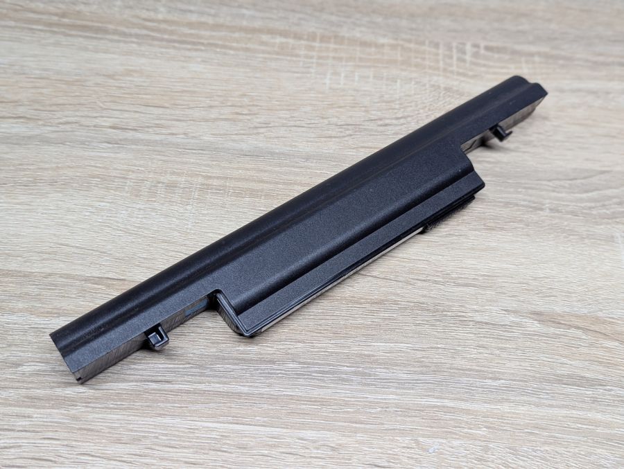 Б/В Акумуляторна батарея Toshiba PA3905U-1BRS [ProductHub SKU PA3905U]