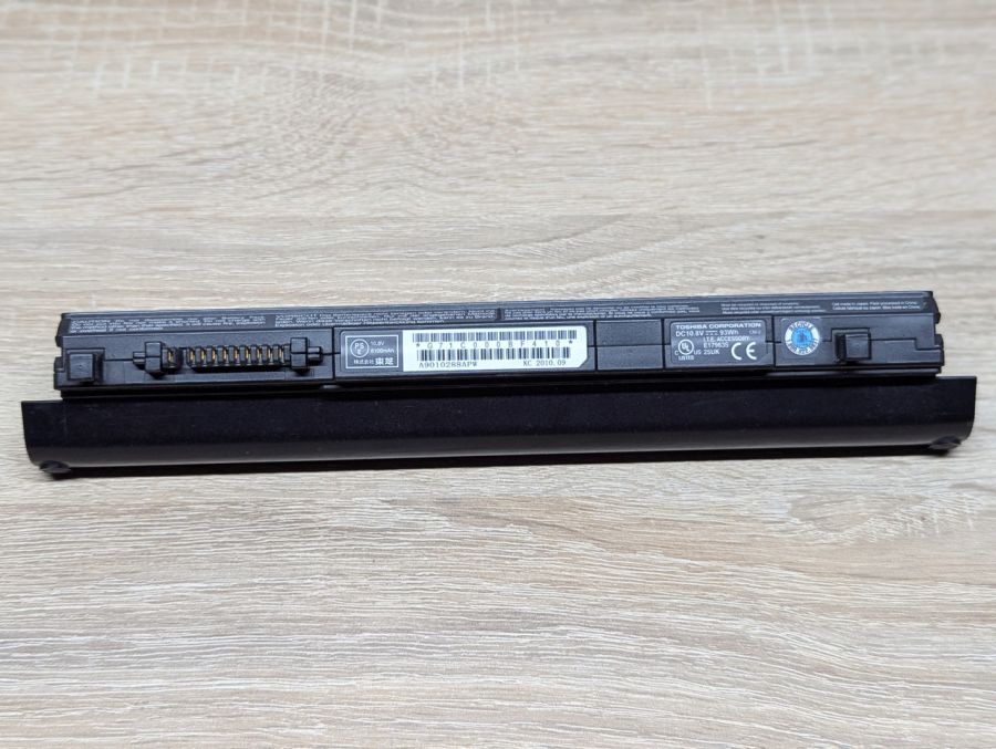 Б/В Акумуляторна батарея Toshiba PA3833U-1BRS [ProductHub SKU PA3833U]