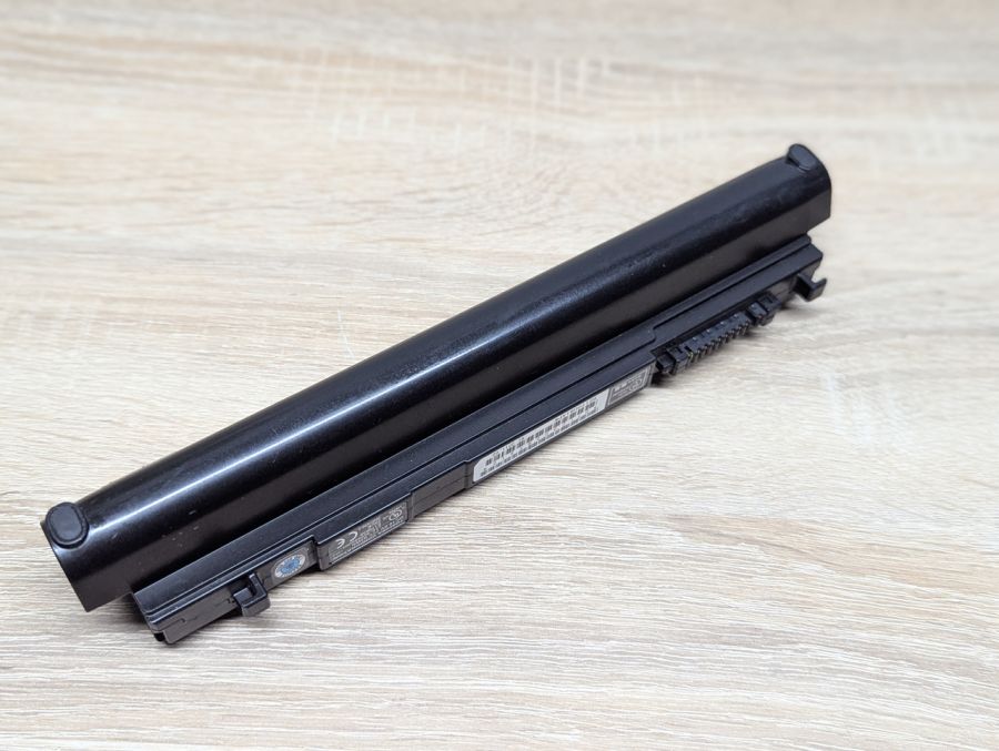 Б/В Акумуляторна батарея Toshiba PA3930U-1BRS [ProductHub SKU PA3930U]