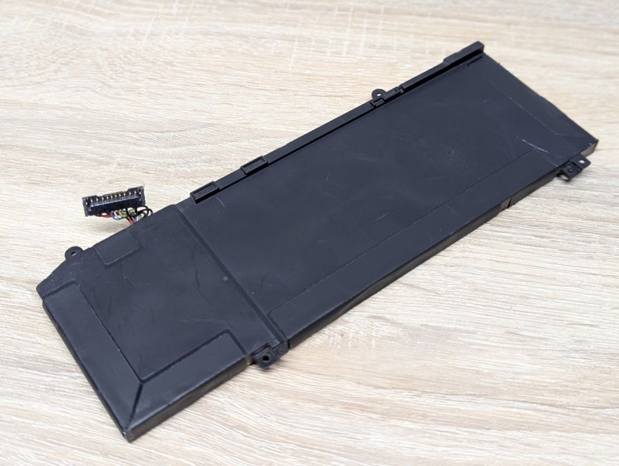 Оригінальна акумуляторна батарея Dell 1F22N Б/В