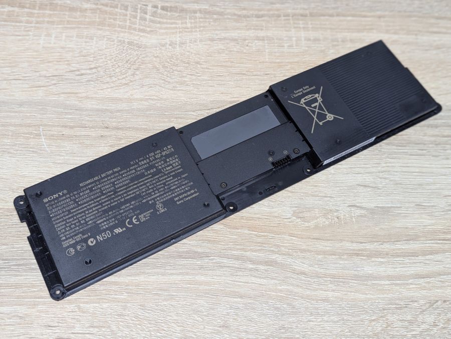 Б/В Оригінальна акумуляторна батарея Sony VGP-BPS27\B [ProductHub SKU BPS27]