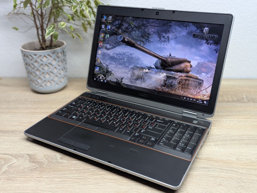 Уцінка! Ноутбук Б/В Dell Latitude E6520, Intel Core i3-2330M, DDR3 8 GB, SSD 128GB, 15.6" HD [ProductHub SKU Dell431]
