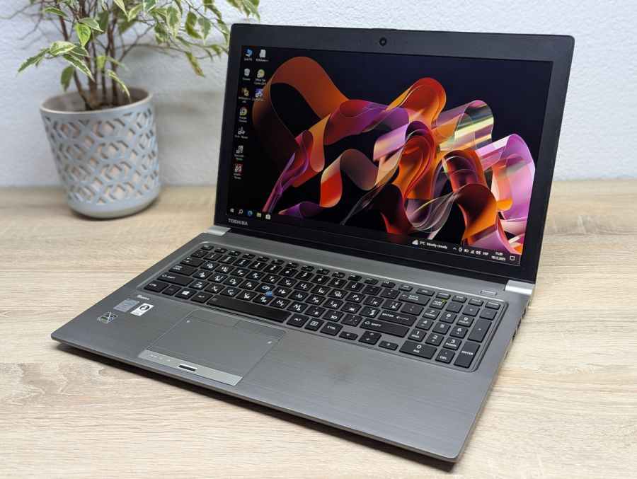 Ноутбук Б/В Toshiba Tecra Z50-A-10P, Intel Core i5-4300U, DDR3 8GB, SSD 128GB, 15.6" HD [ProductHub SKU T170]