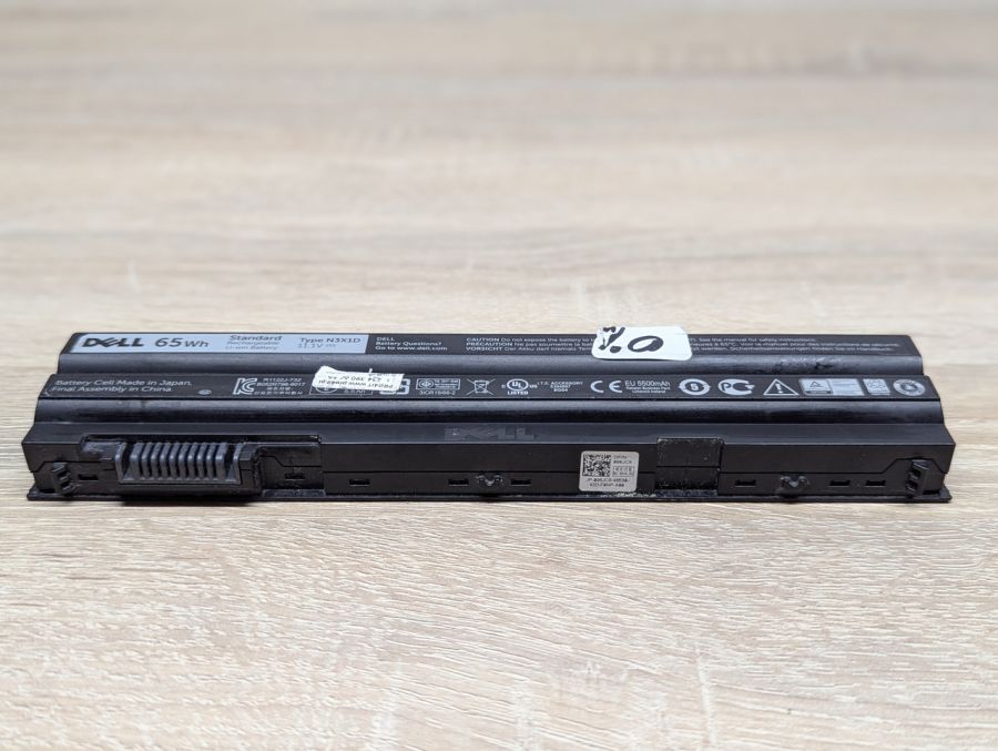Оригінальна акумуляторна батарея Dell N3X1D Б/В