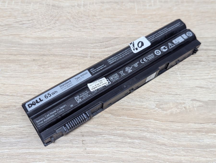 Оригінальна акумуляторна батарея Dell N3X1D Б/В