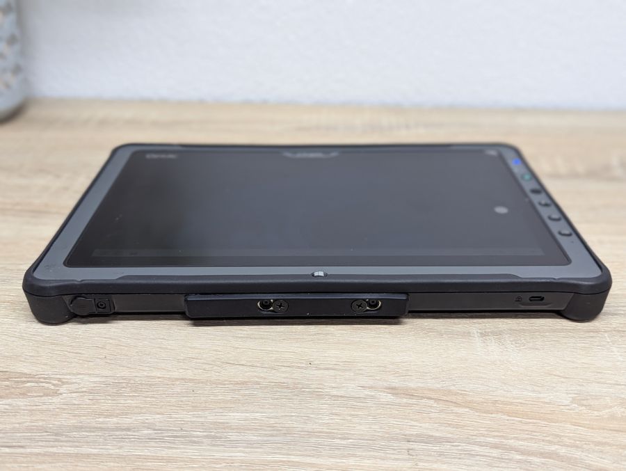 Ноутбук Б/В Getac F110 G4, Intel Core i7-7600U, DDR4 16GB, SSD 256GB, 11.6" HD Сенсор