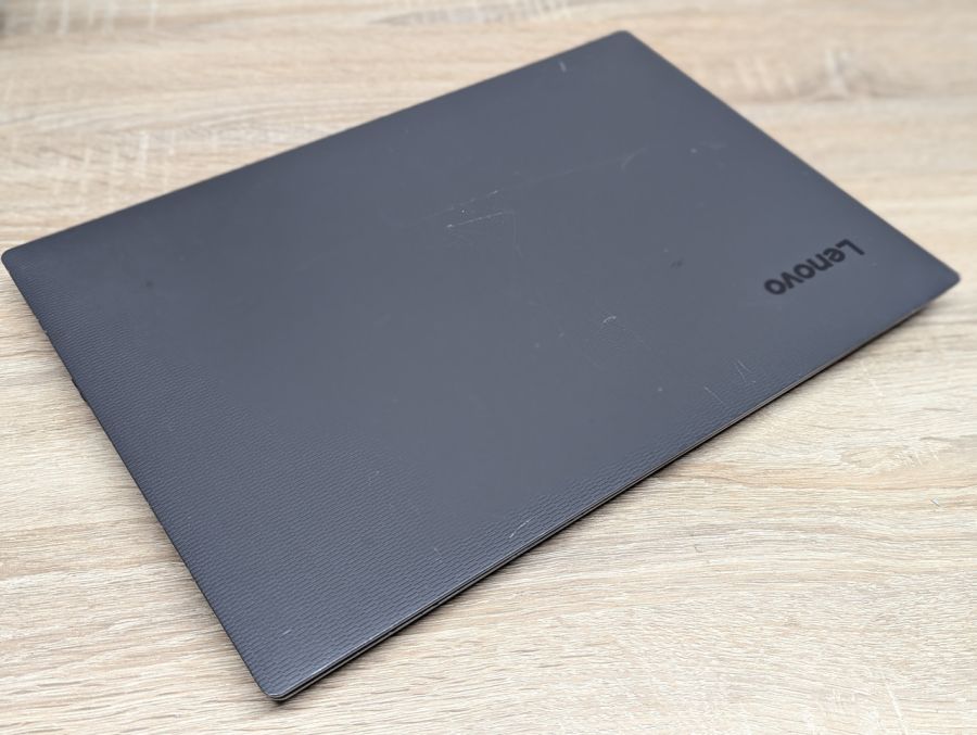 Ноутбук Б/В Lenovo V130-15IKB, Intel Core i5-8250U, DDR4 20GB, SSD 256GB, 15.6" Full HD