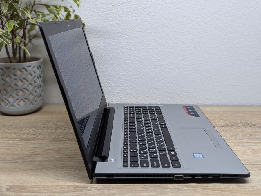Ноутбук Б/В Lenovo IdeaPad 300-15ISK, Intel Core i5-6200U, DDR3 8GB, SSD 128GB, 15" Full HD [ProductHub SKU L375]