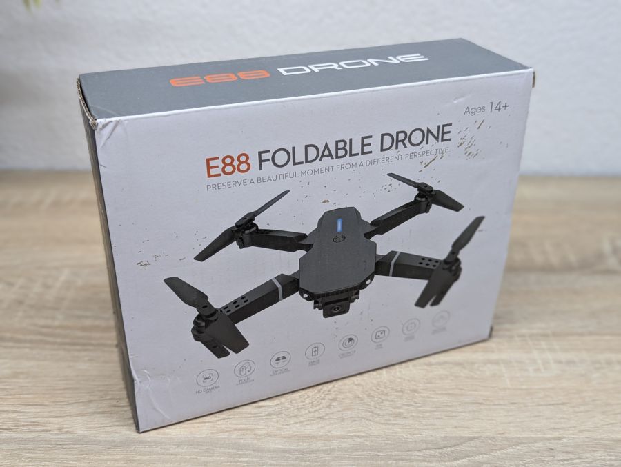 Новий Складаний дрон E88 [ProductHub SKU дрон E88]