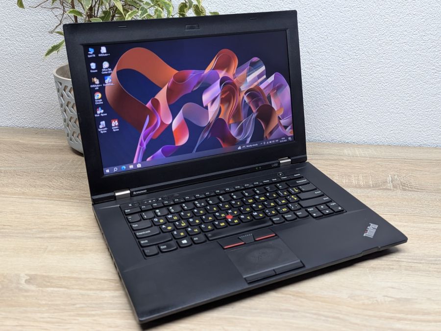 Ноутбук Б/В Lenovo L430, Intel Core i3-2328M, DDR3 8GB, SSD 128GB, 14" HD Сенсор [ProductHub SKU L382]