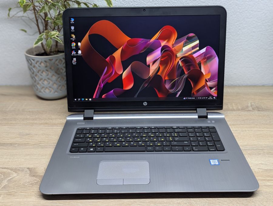 Ноутбук Б/В HP ProBook 470 G3, Intel Core i7-6500U, DDR4 16 GB, SSD 128GB + SSD 500GB, AMD Radeon R7 M340 2Gb, 17" Full HD [ProductHub SKU HP709]
