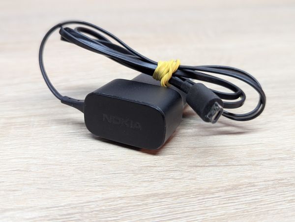 Блок живлення Nokia AC-18E Б/В