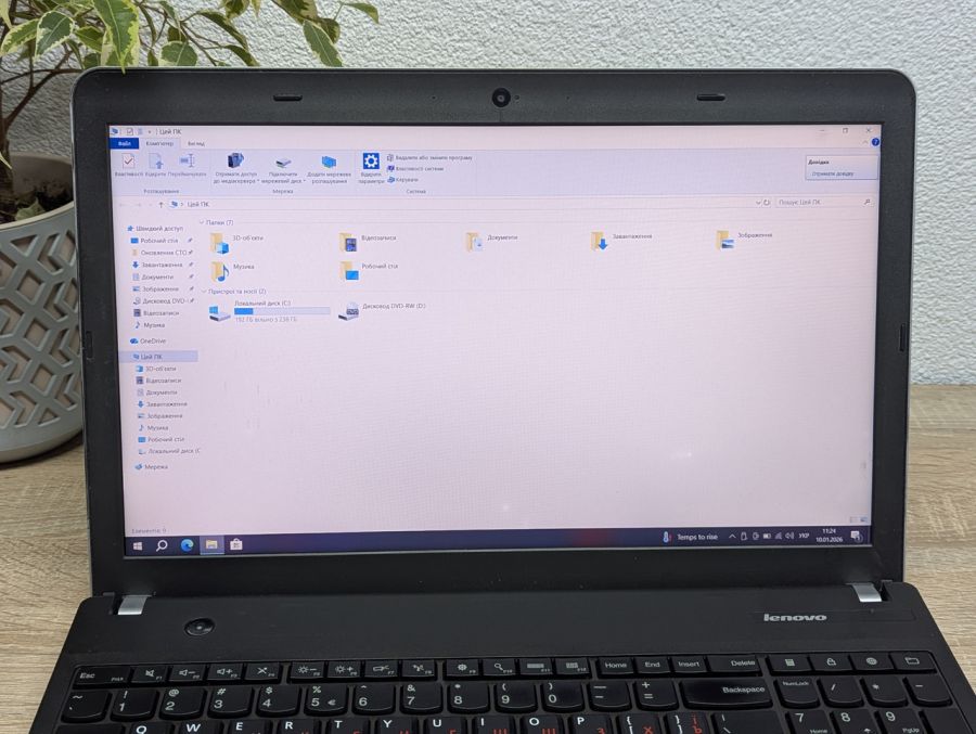 Ноутбук Б/В Lenovo ThinkPad Edge E540, Intel Core i7-4702MQ, DDR3 8GB, SSD 256GB + SSD 14GB, 15.6" Full HD [ProductHub SKU L394]