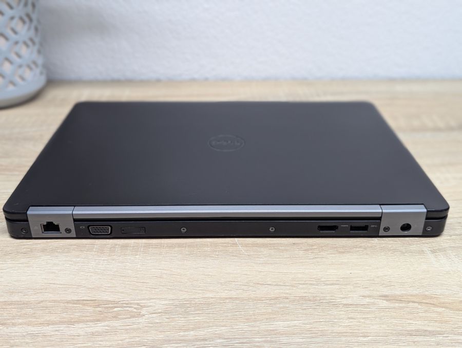Ноутбук Б/В Dell Latitude E5470, Intel Core i5-6300U, DDR4 8GB, SSD 128GB, 14" Full HD
