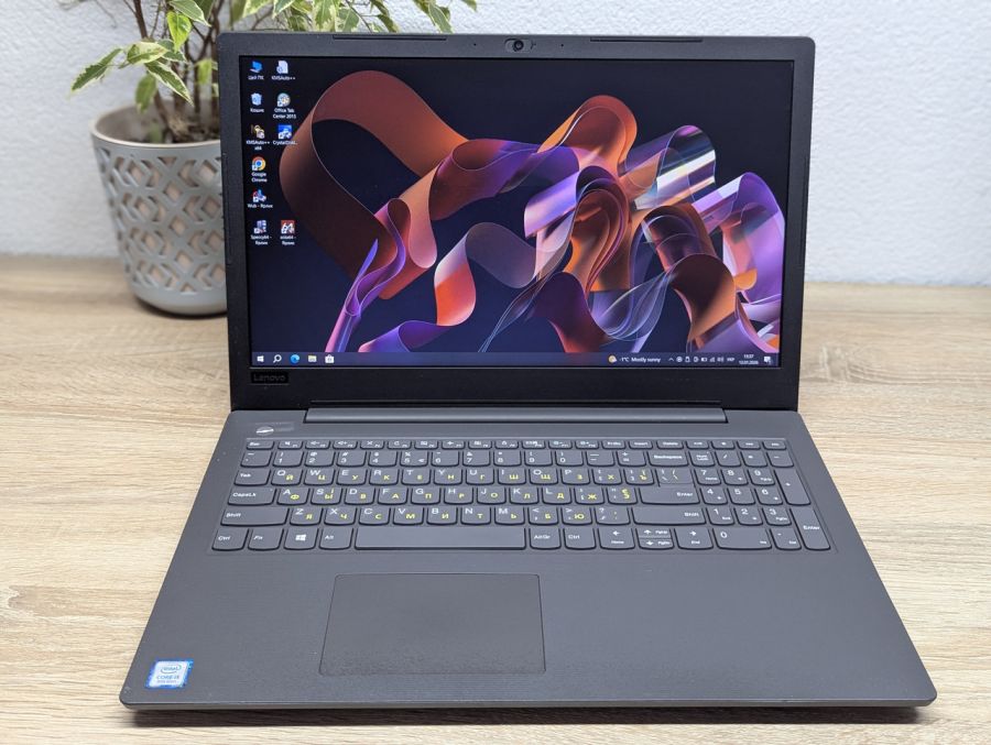 Ноутбук Б/В Lenovo V130-15IKB, Intel Core i5-8250U, DDR4 8 GB, SSD 256GB, 15.6" Full HD [ProductHub SKU L397]