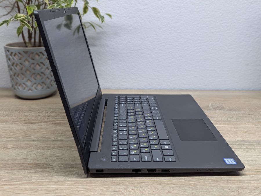 Ноутбук Б/В Lenovo V130-15IKB, Intel Core i3-7020U, DDR4 8 GB, SSD 128GB, 15.6" Full HD [ProductHub SKU L398]