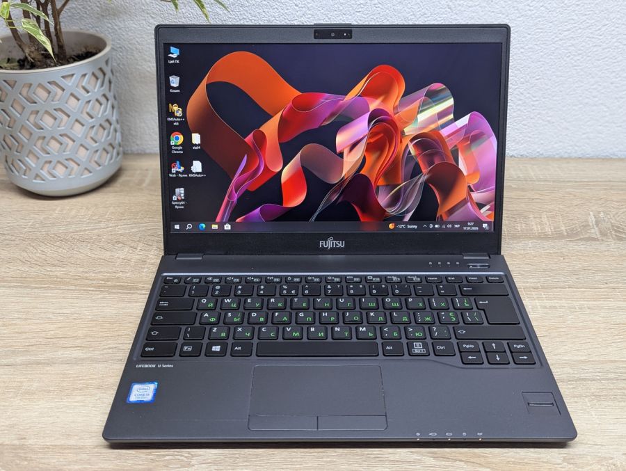 Ноутбук Б/В Fujitsu U937, Intel Core i5-7200U, DDR4 8GB, SSD 256GB, 13" Full HD [ProductHub SKU F233]