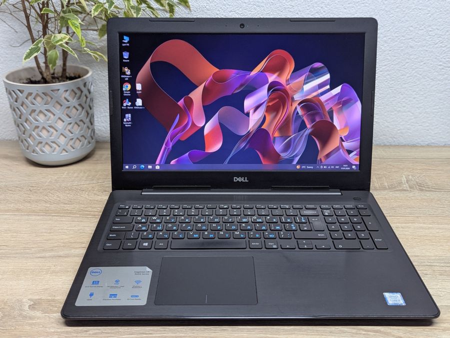 Ноутбук Б/В Dell Inspiron 15, Intel Core i3-7130U, DDR4 8GB, SSD 256GB, 15" Full HD [ProductHub SKU Dell468]