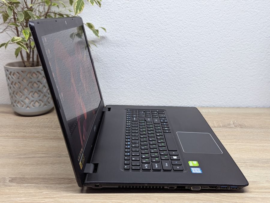 Ноутбук Б/В Acer Aspire E5-774, Intel Core i5-7200U, DDR4 16 GB, SSD 128GB + HDD 500GB, NVIDIA GeForse 940MX 2Gb, 17" Full HD [ProductHub SKU Acer154]