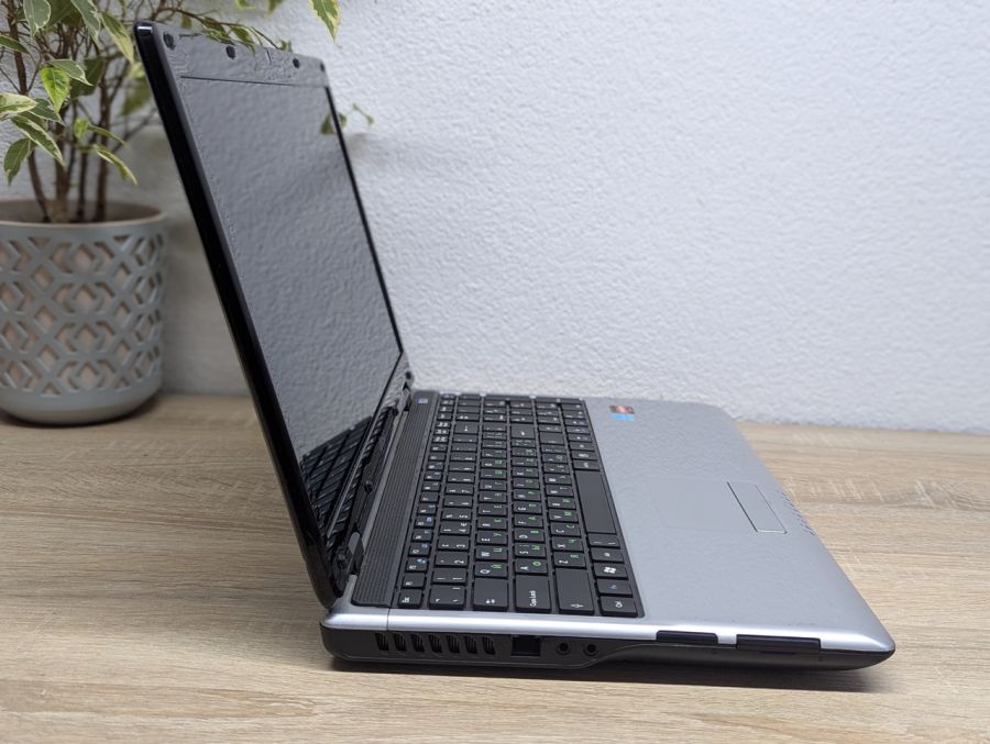 Ноутбук Б/В MSI MS-168B, AMD Athlon II P340, DDR3 8 GB, SSD 128GB, Radeon HD 4200, 15.6" HD [ProductHub SKU MSI11]