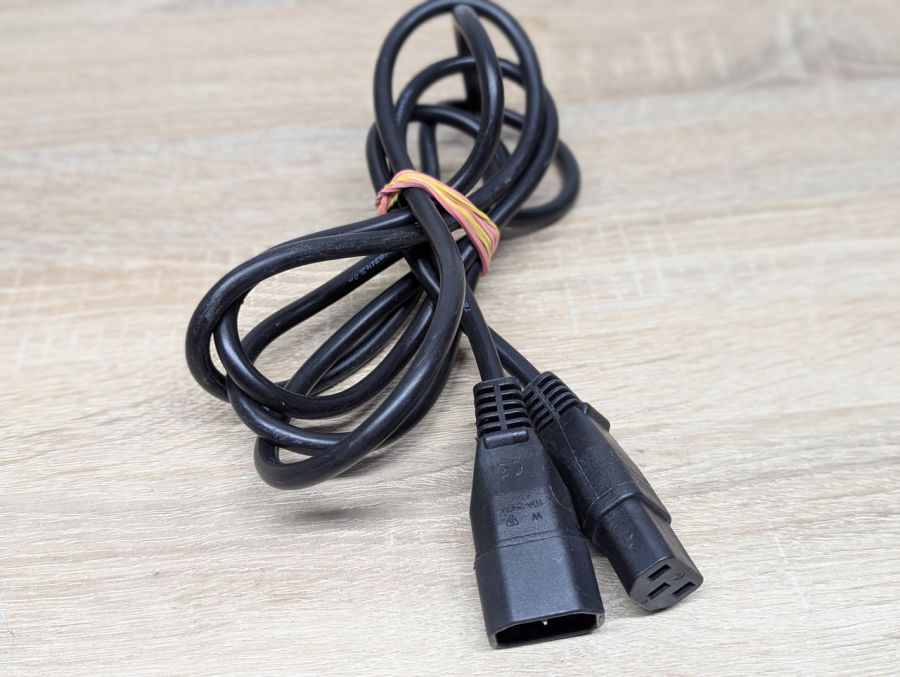Б/В Силовий кабель-подовжувач Metpol IEC C13-C14 2м [ProductHub SKU Metpol-2м]
