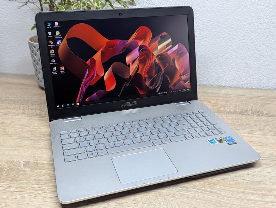Ноутбук Б/В ASUS N551J, Intel Core i5-4200H, DDR3 16 GB, SSD 256GB, GTX 950M 2Gb, 15.6" Full HD [ProductHub SKU Asus150]