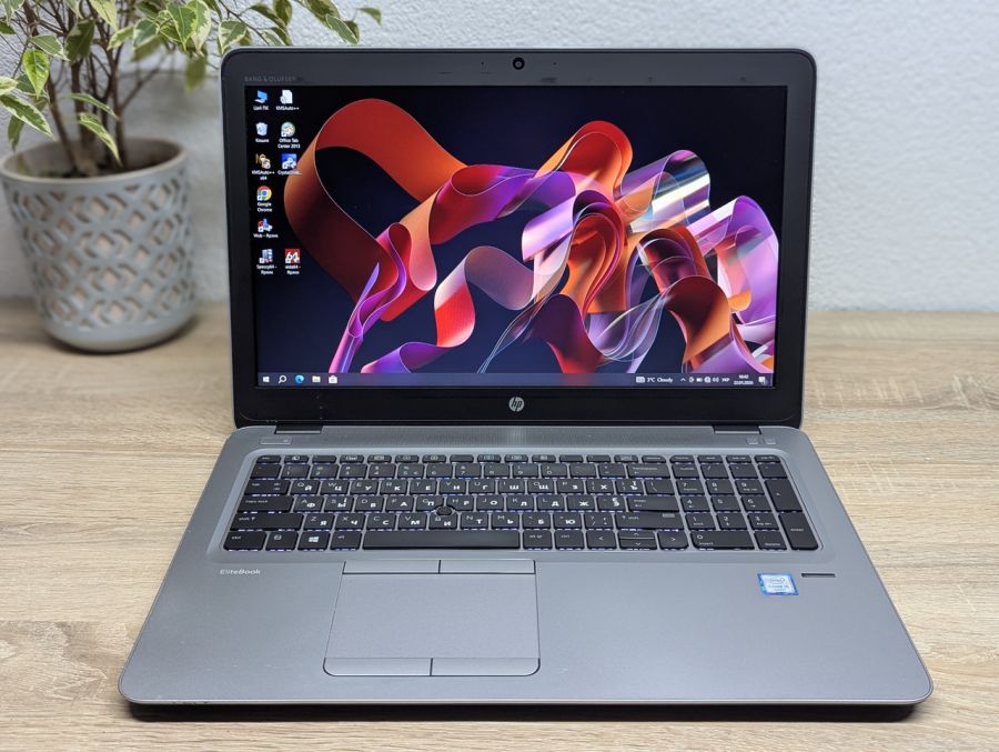 Уцінка! Ноутбук Б/В HP EliteBook 850 G3, Intel Core i5-6200U, DDR4 8 GB, SSD 128GB, 15.6" Full HD [ProductHub SKU HP726]