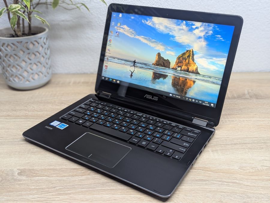 Ноутбук Б/В ASUS Vivobook Flip TP301UA, Intel Core i3-6100U, DDR3 4GB, SSD 128GB, 13" Full HD Сенсор